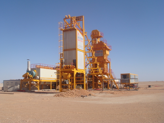 8 Moving Units Mobile Hot Mix Plant , Asphalt Recycling Equipment 2 Days' Transition Between Sites