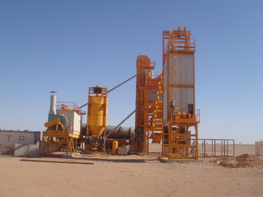 8 Moving Units Mobile Hot Mix Plant , Asphalt Recycling Equipment 2 Days' Transition Between Sites