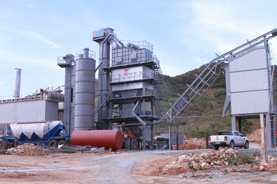 Ratio Control Hot Mix Asphalt Plant With Anti - Bonding Conveying Belt