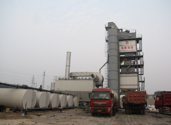 1800kg / H Fuel Injection Asphalt Batching Plant Equipment Bin Bottom Storage For Land - Saving