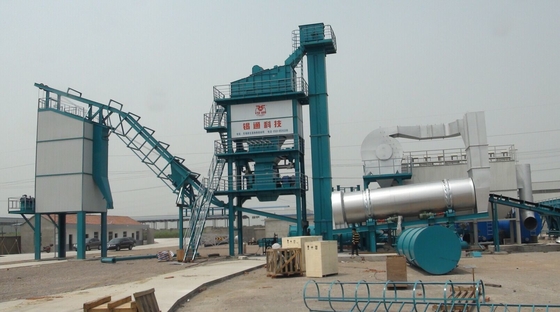200KG Bitumen Weighing Capacity Asphalt Recycling Plant , Automatic Batching Plant Anti - Jam Structure